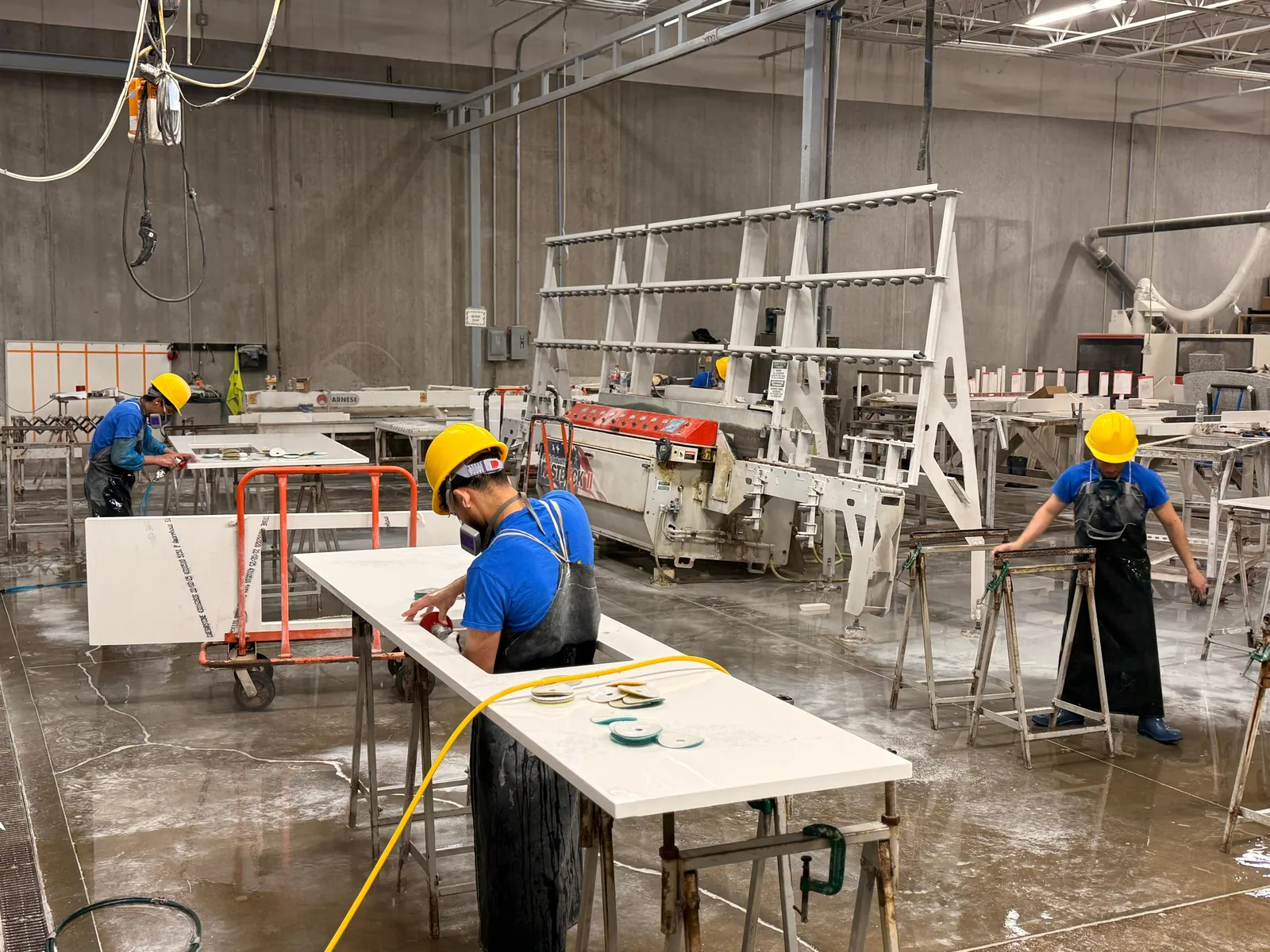 Polishing station